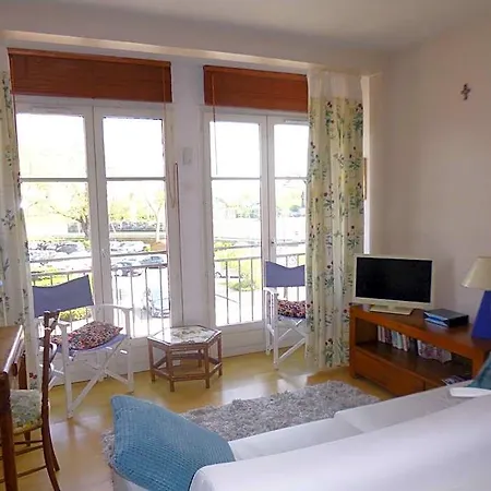 Hotel Ux Balcons Sur La Digue Chic T3 2-4p Baby, Regime Garage